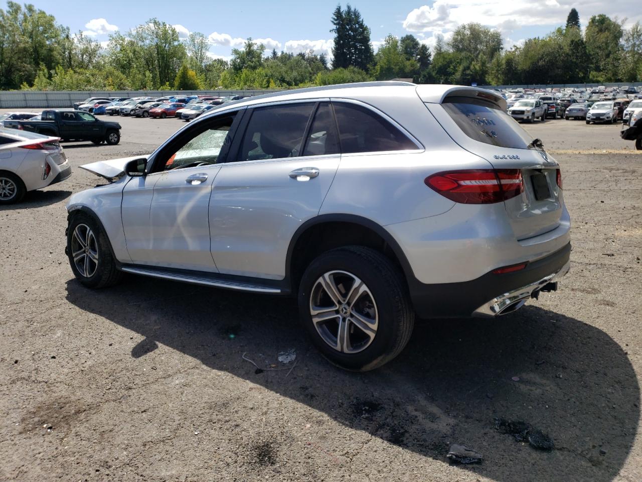 Lot #2945480184 2017 MERCEDES-BENZ GLC 300 4M