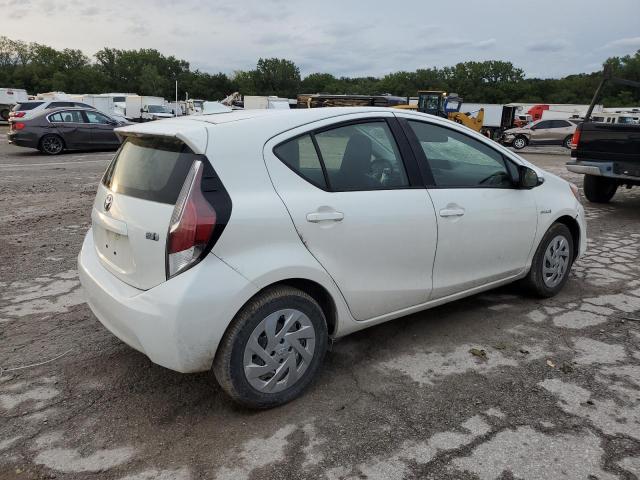 2016 TOYOTA PRIUS C - JTDKDTB35G1139423