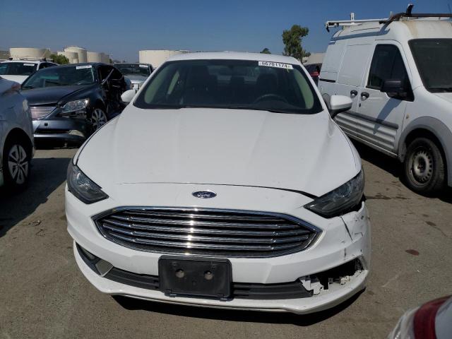 VIN 3FA6P0LU0JR137273 2018 Ford Fusion, Se Hybrid no.5