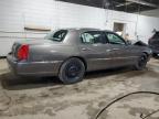 LINCOLN TOWN CAR U photo