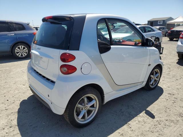 VIN WMEEJ3BA5DK694612 2013 SMART FORTWO no.3