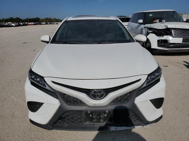 2018 TOYOTA CAMRY L - 4T1B11HK2JU666445