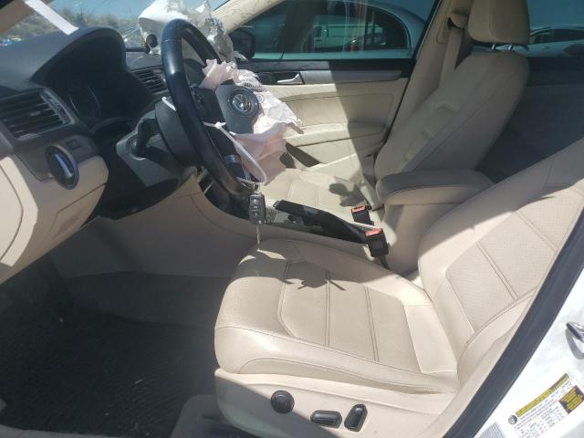 2015 VOLKSWAGEN PASSAT SE - 1VWBV7A30FC038568