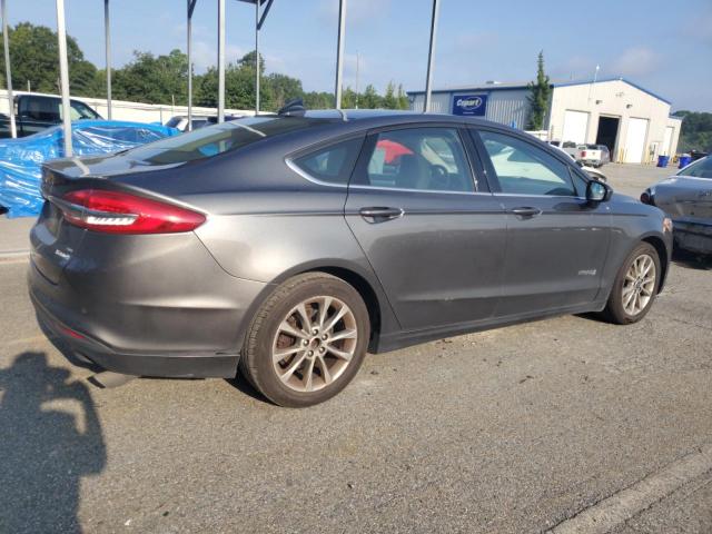 VIN 3FA6P0LU3HR393403 2017 Ford Fusion, Se Hybrid no.3