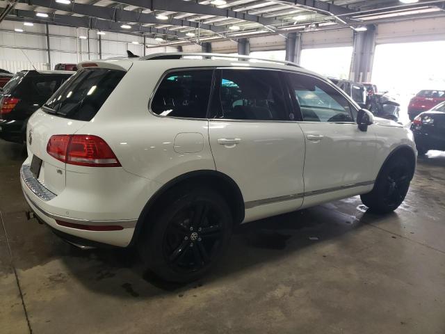 VIN WVGRF7BP7HD004894 2017 Volkswagen Touareg, Wolf... no.3