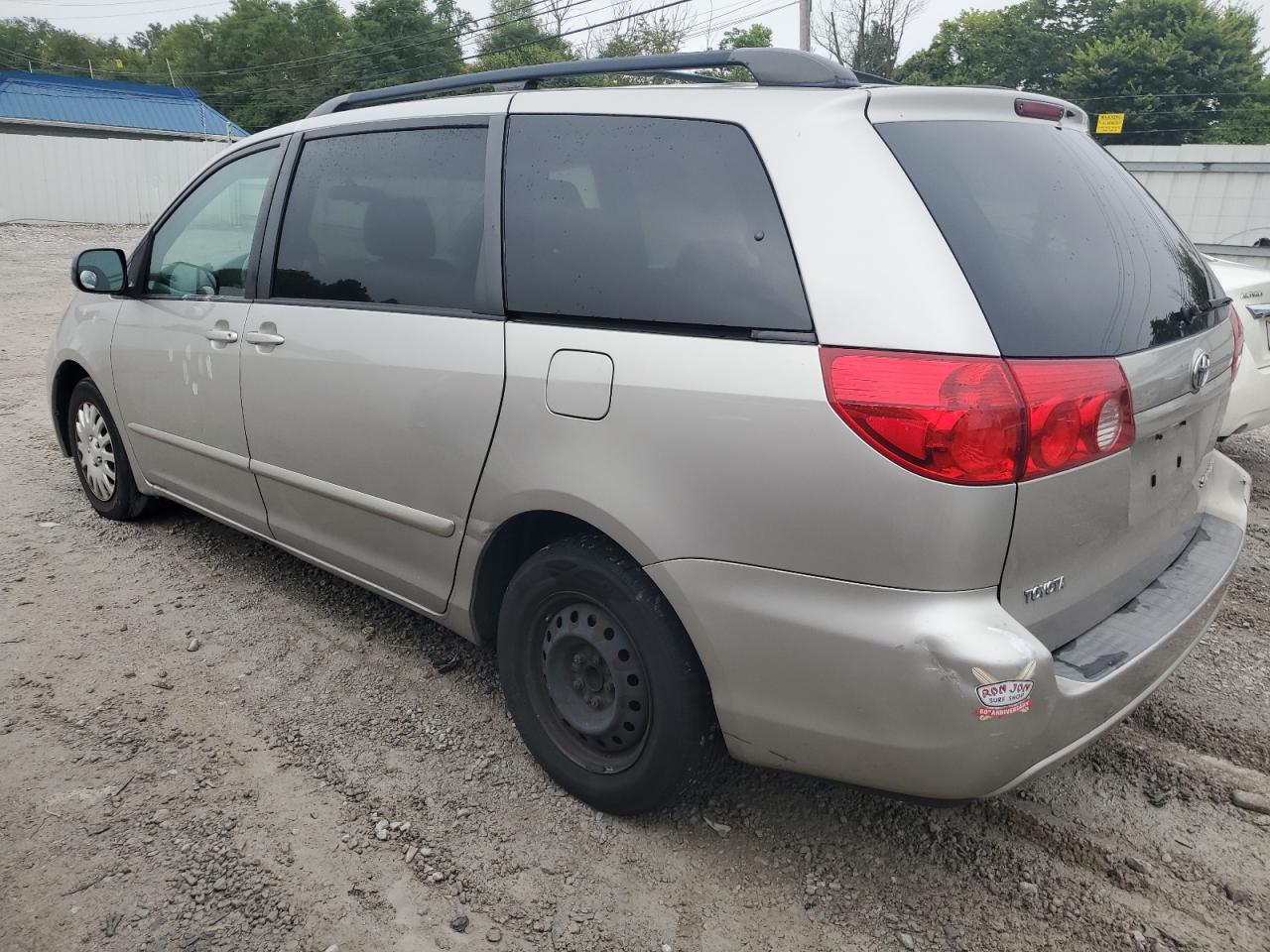 Lot #2902540933 2008 TOYOTA SIENNA CE