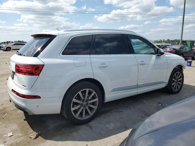 VIN WA1LAAF71KD033194 2019 Audi Q7, Premium Plus no.3