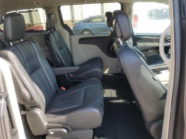 2015 CHRYSLER TOWN & COU - 2C4RC1CG3FR507101