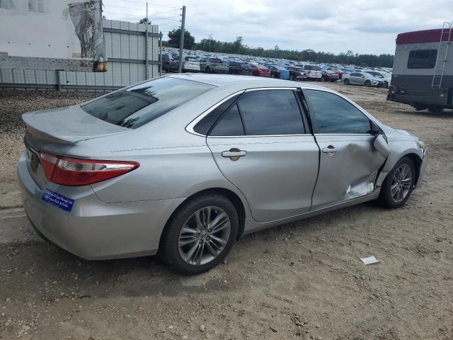 VIN 4T1BF1FKXFU110783 2015 Toyota Camry, LE no.3