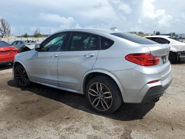 VIN 5UXXW7C56J0W65028 2018 BMW X4 no.2