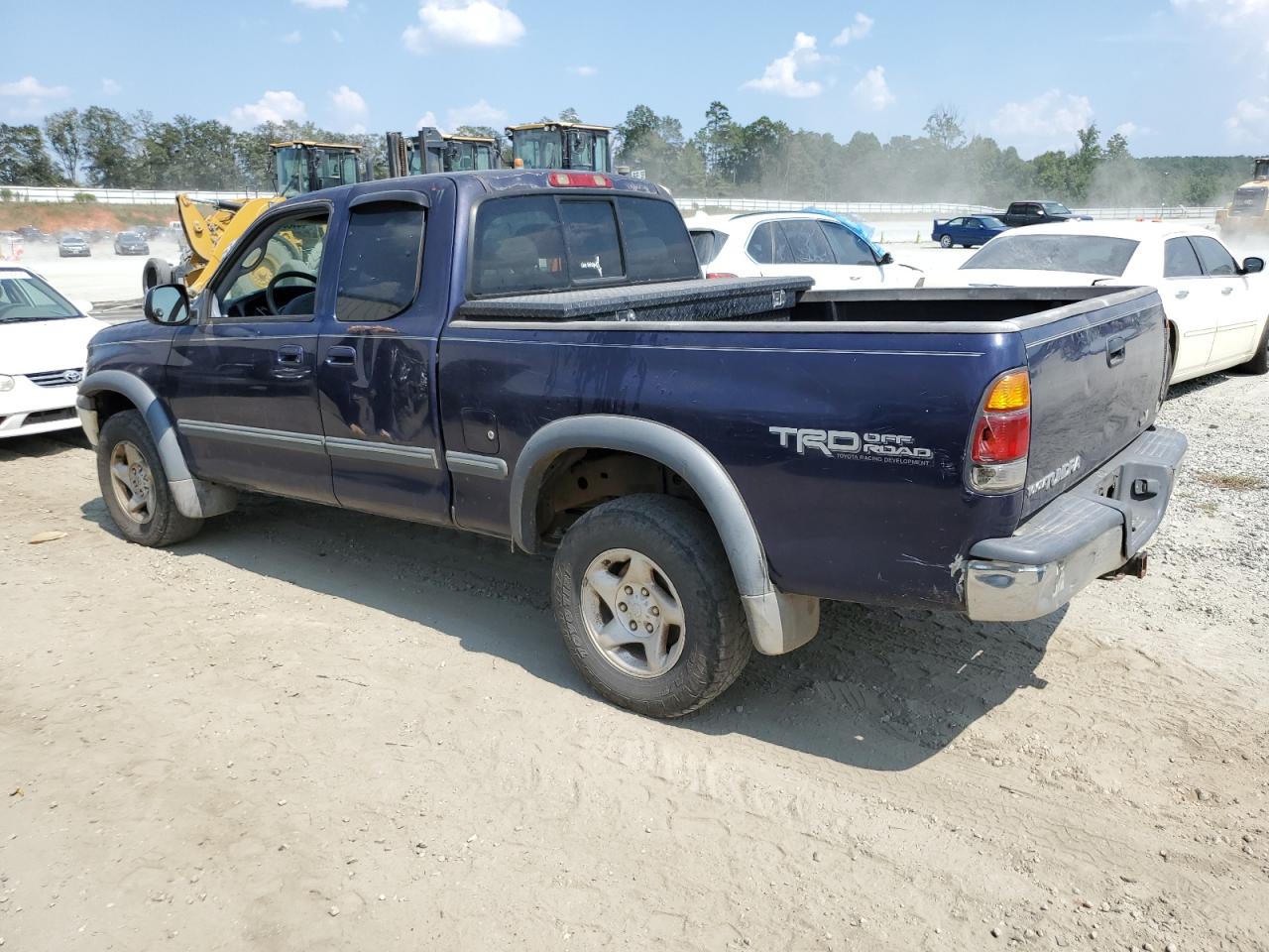 Lot #2971830006 2001 TOYOTA TUNDRA ACC