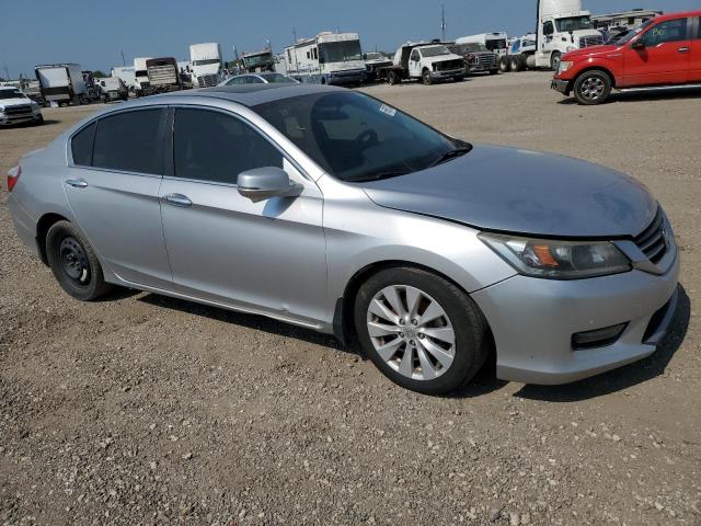 VIN 1HGCR2F75FA113949 2015 Honda Accord, EX no.4