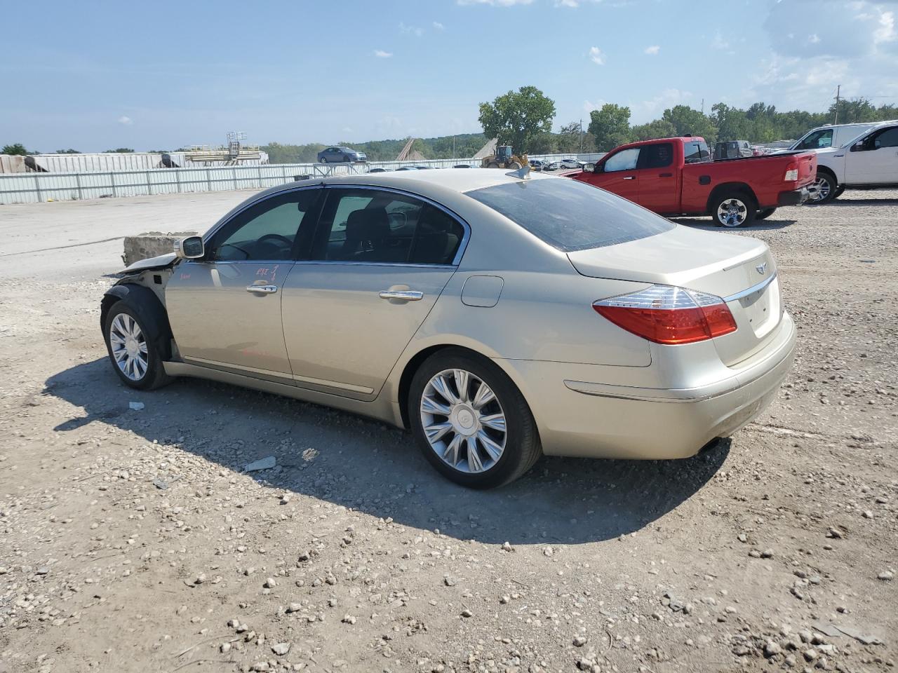 Lot #2804654111 2009 HYUNDAI GENESIS 3.