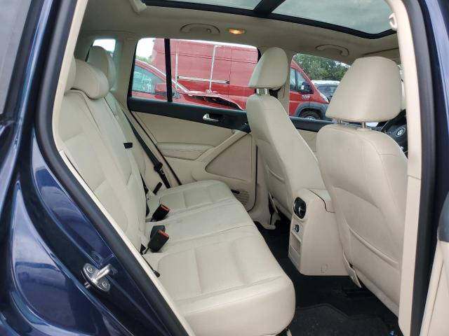 2015 VOLKSWAGEN TIGUAN S - WVGAV7AX9FW513016