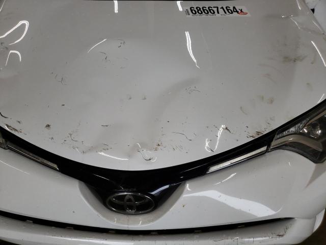 VIN 2T3BFREV8JW777247 2018 Toyota RAV4, LE no.11