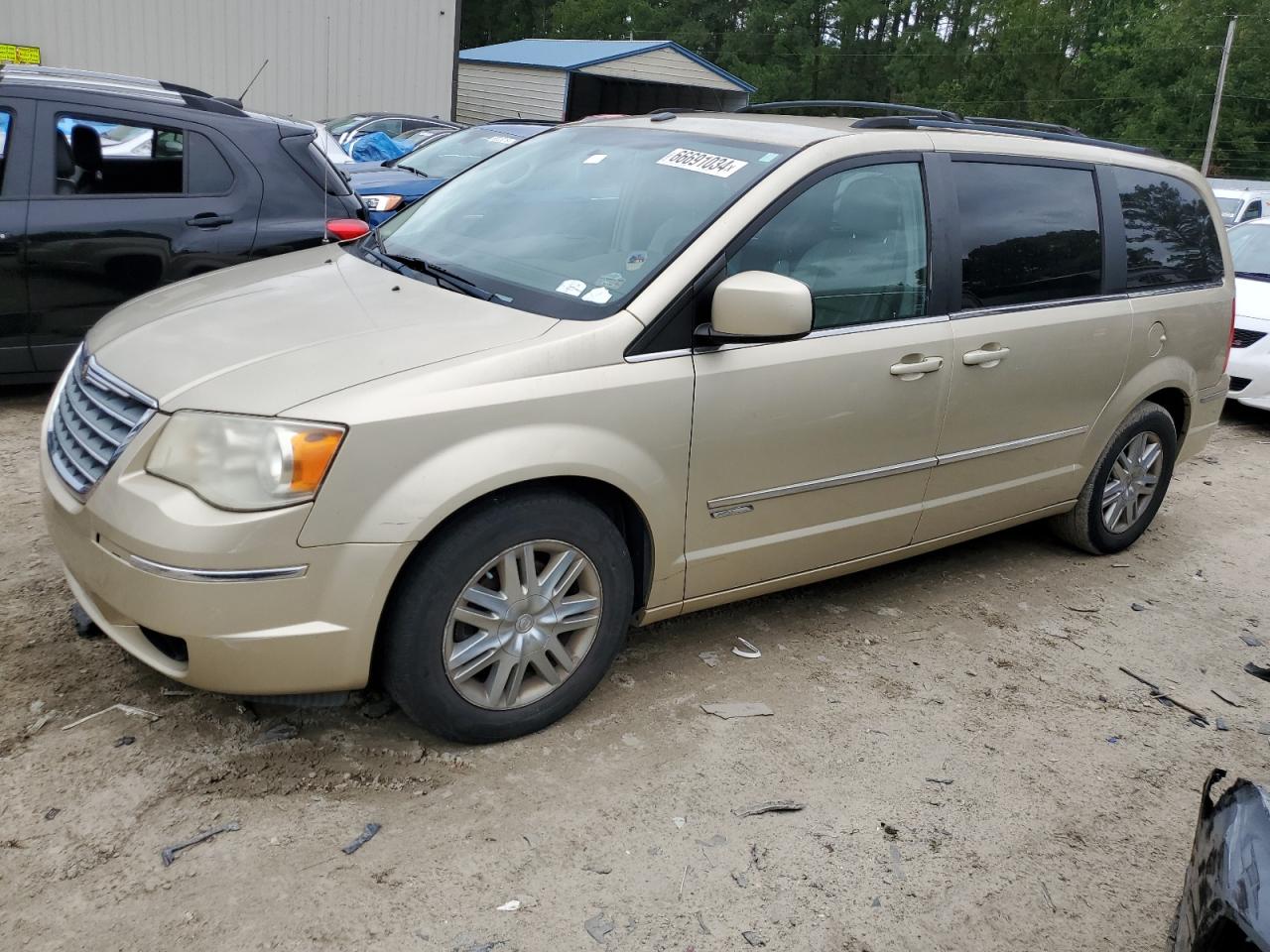 CHRYSLER TOWN & COUNTRY TOURING