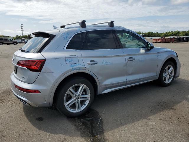 VIN WA1E2BFY0M2021864 2021 Audi Q5, Premium Plus no.3