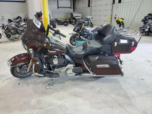 2011 HARLEY-DAVIDSON FLHTK - 1HD1KEM15BB654898