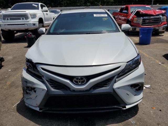 VIN 4T1G11AK3NU042448 2022 Toyota Camry, SE no.5