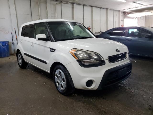 VIN KNDJT2A5XD7763173 2013 KIA Soul no.4