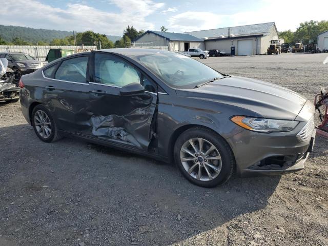 VIN 3FA6P0H73HR235338 2017 Ford Fusion, SE no.4