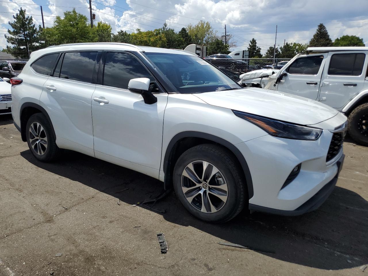 Lot #2926317373 2022 TOYOTA HIGHLANDER