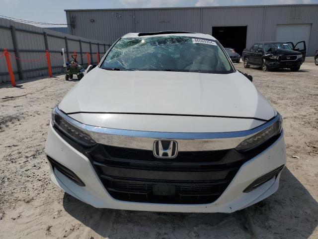 2018 HONDA ACCORD TOU - 1HGCV1F97JA026764