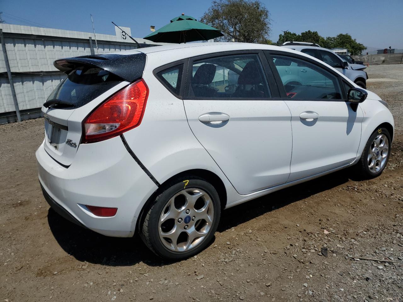 Lot #2855654172 2012 FORD FIESTA SES