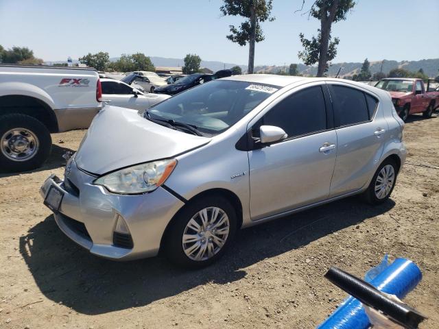 TOYOTA PRIUS C