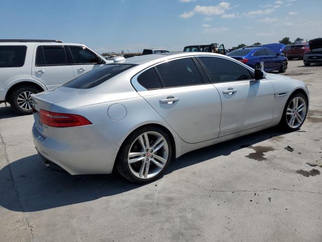 VIN SAJAD4BV4HA973785 2017 Jaguar XE, Premium no.3