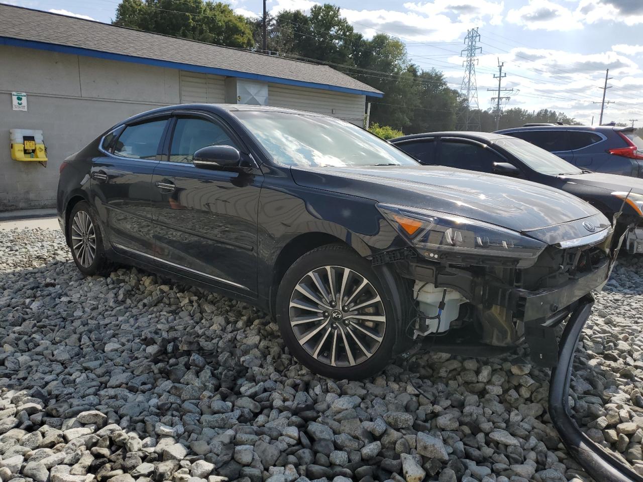 Lot #2990911320 2017 KIA CADENZA PR