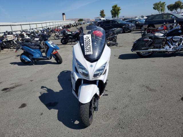2018 SUZUKI AN400 A JS1DU11EXJ2100211