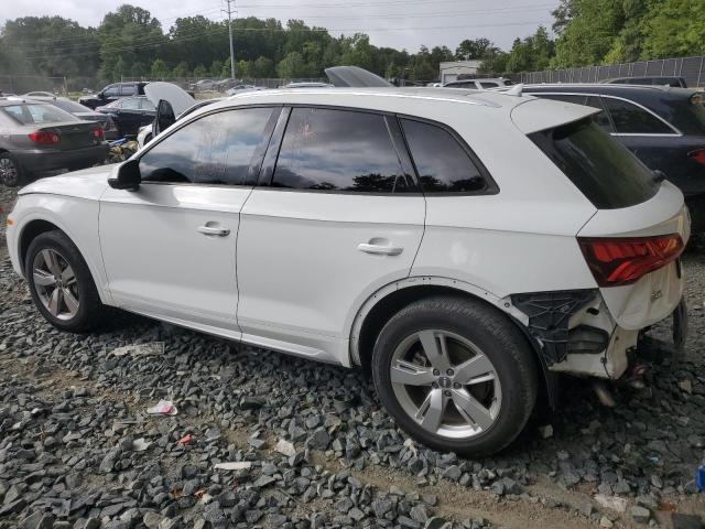 VIN WA1ANAFY8J2010946 2018 Audi Q5, Premium no.2