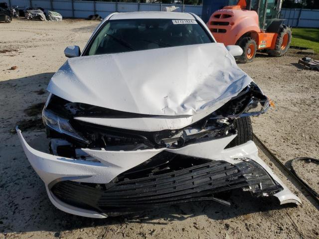 VIN 4T1C11AK4NU662451 2022 Toyota Camry, LE no.5