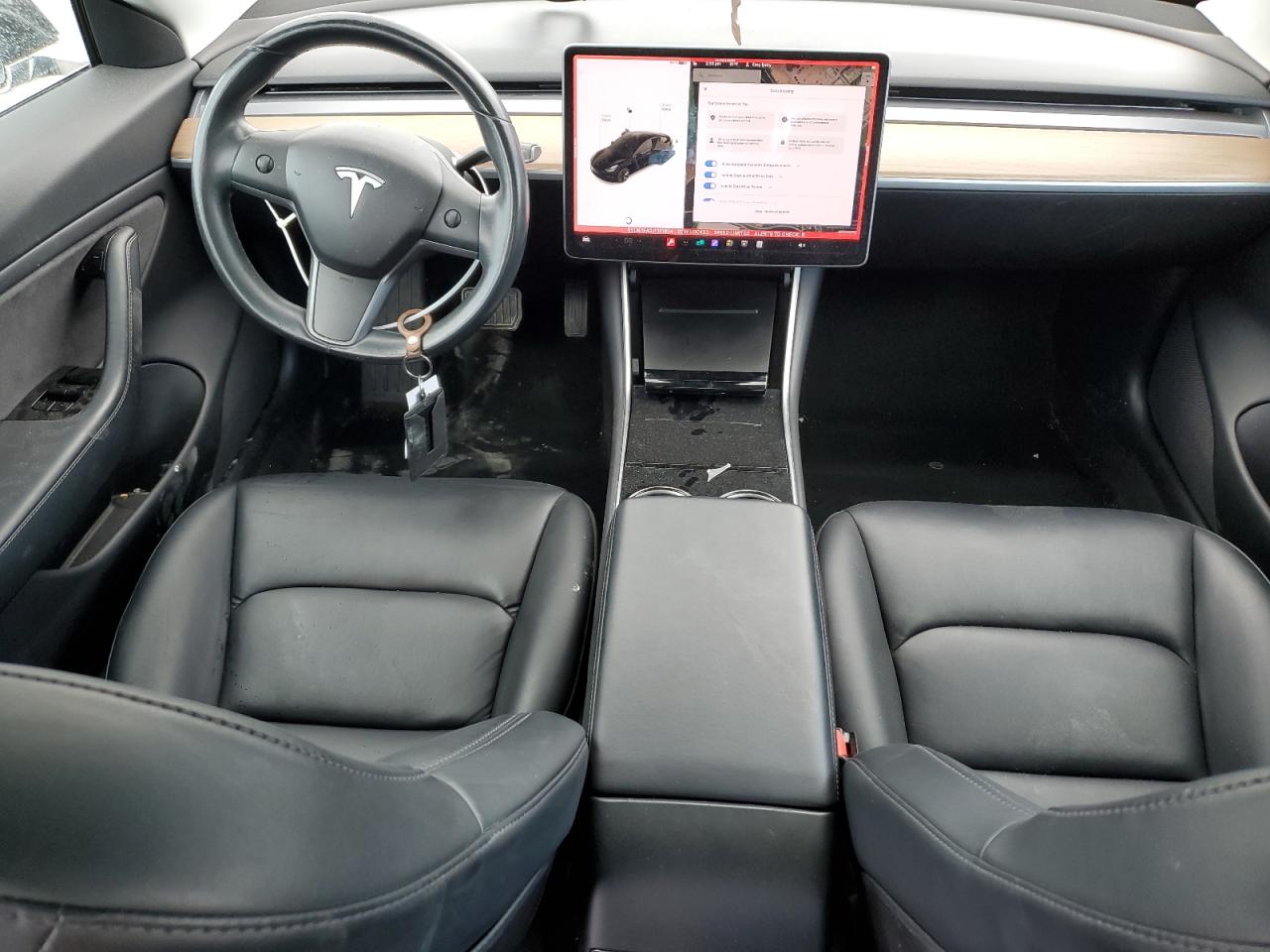 Lot #2989448566 2018 TESLA MODEL 3