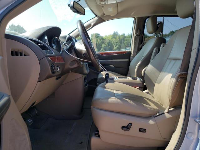2016 CHRYSLER TOWN & COU - 2C4RC1BGXGR207607