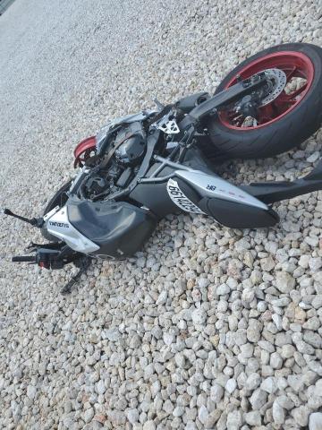 2024 SUZUKI GSX800 F JS1EM13B6R7100776