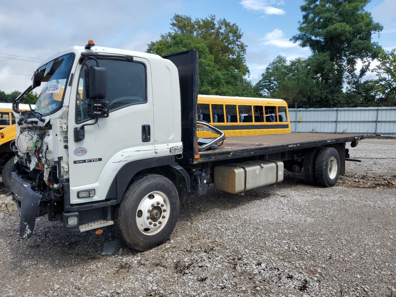 Lot #2765908807 2018 ISUZU FTR