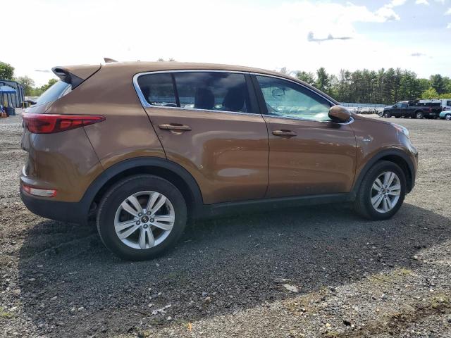 VIN KNDPMCAC7J7417945 2018 KIA Sportage, LX no.3