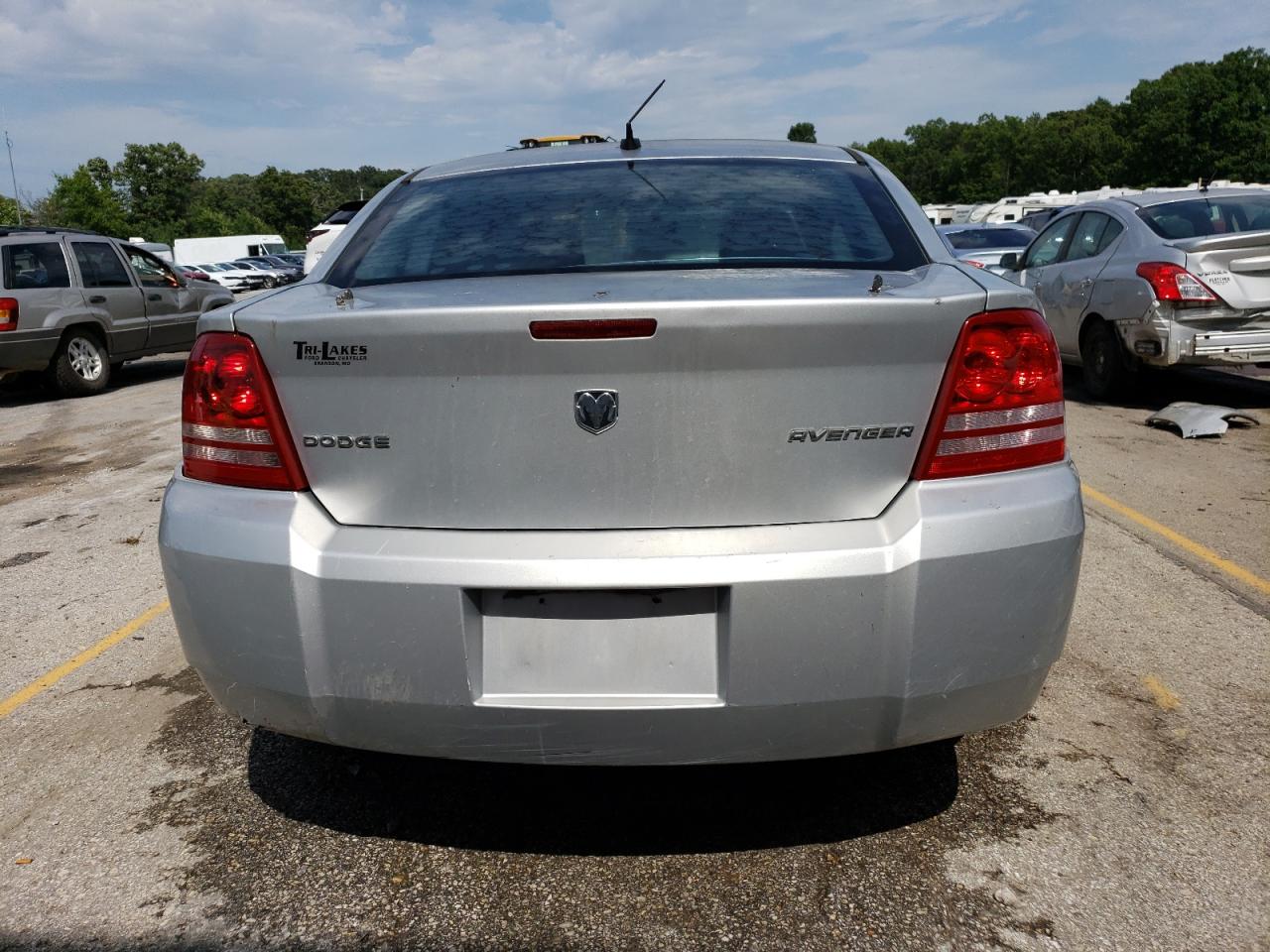 Lot #3030703122 2010 DODGE AVENGER EX