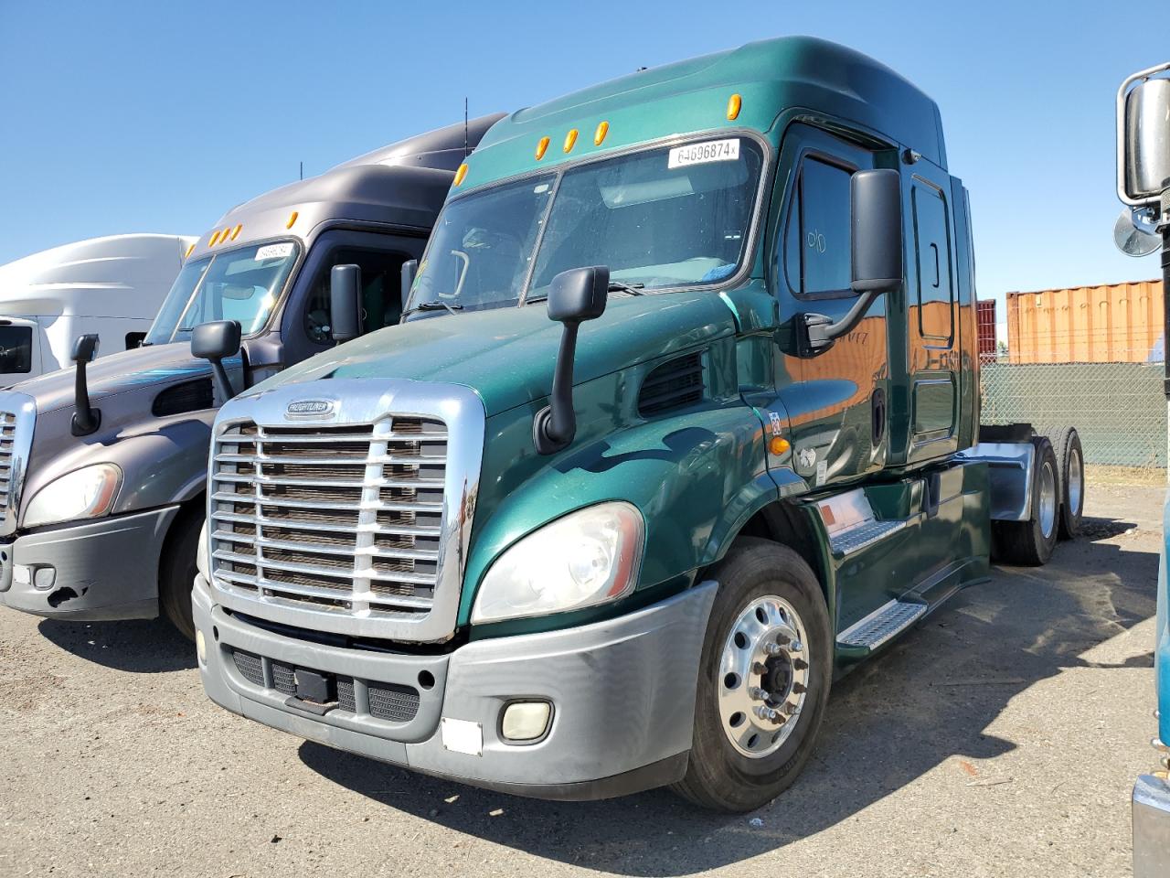 Lot #2750945333 2014 FREIGHTLINER CASCADIA 1