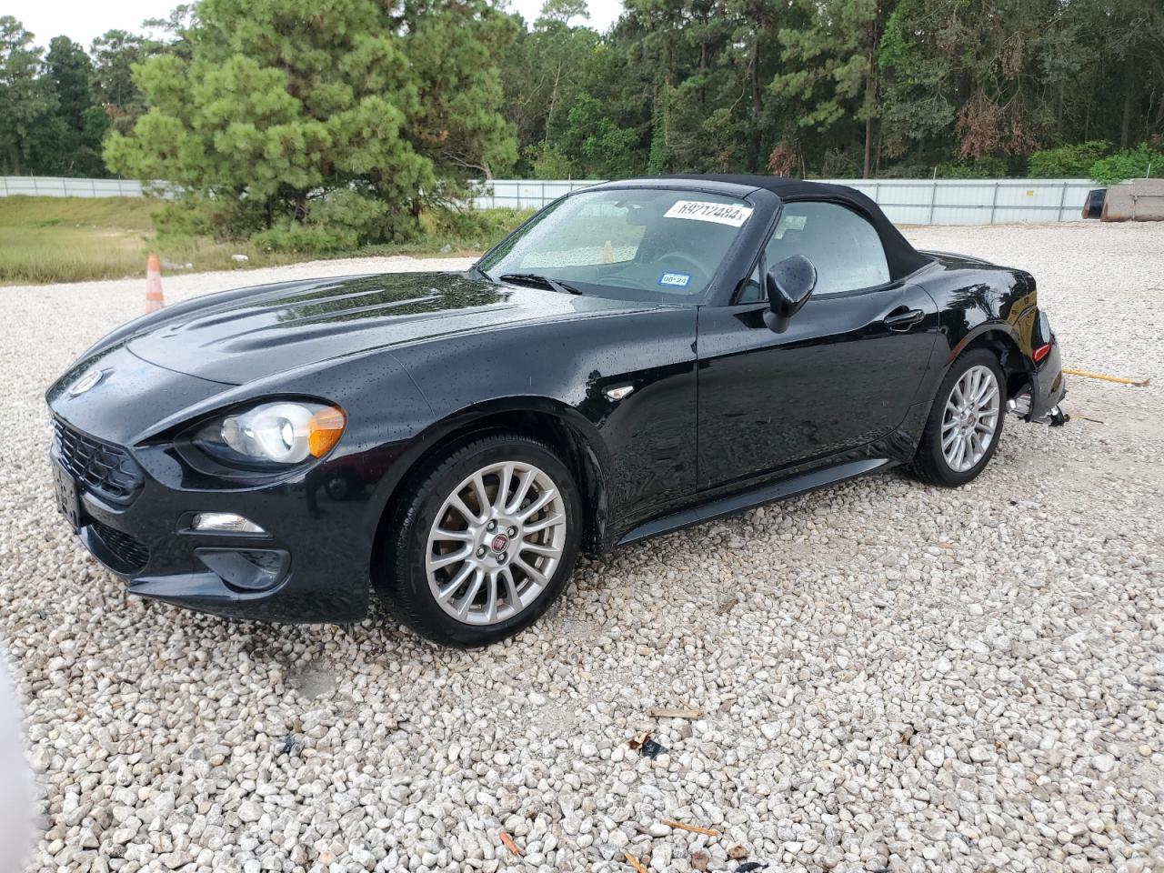  Salvage FIAT 124 Spider