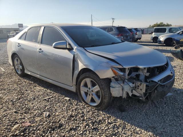 Vin: 4t1bf1fk0eu334773, lot: 68565714, toyota camry l 20144