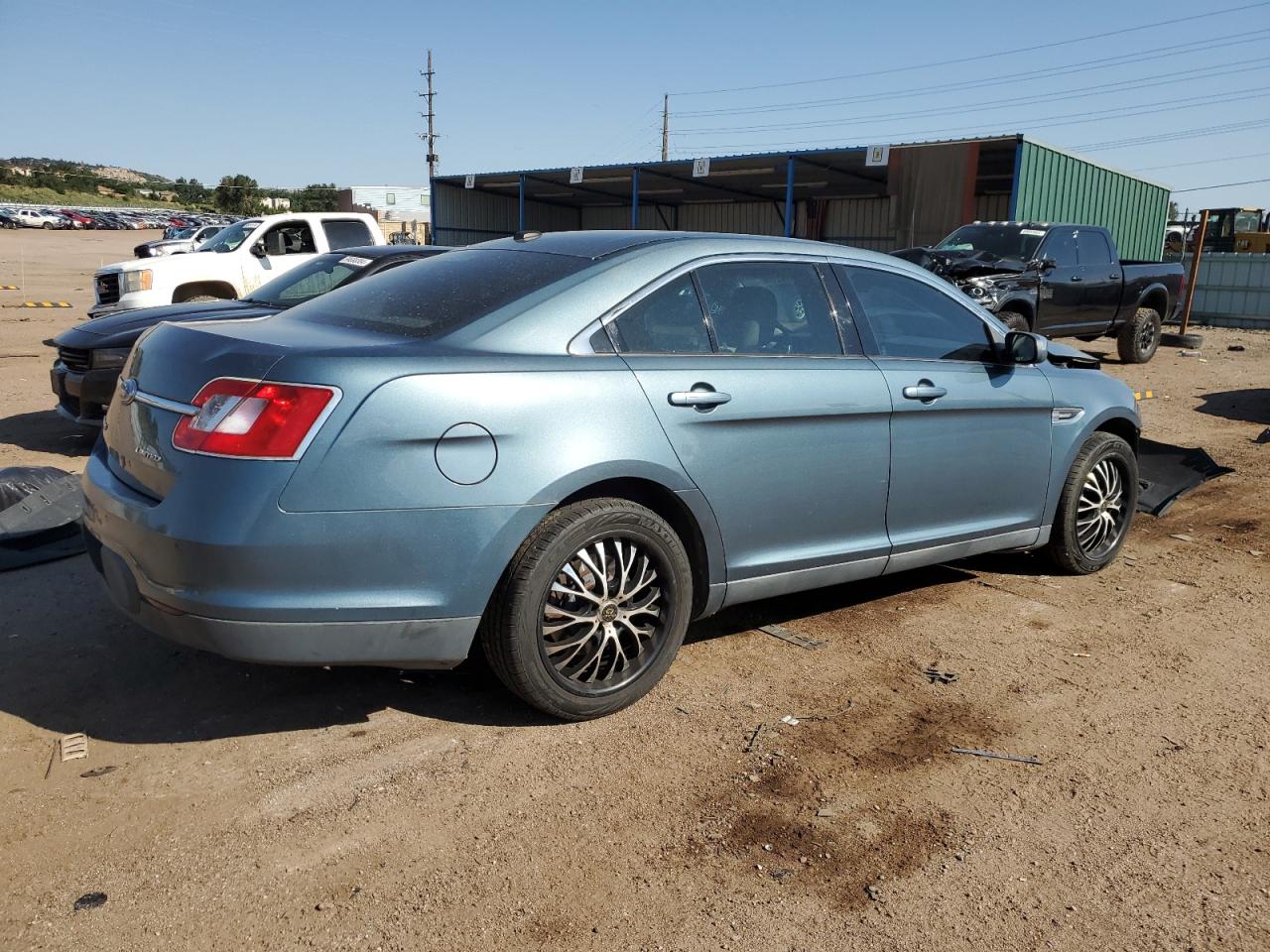 Lot #2855704162 2010 FORD TAURUS LIM