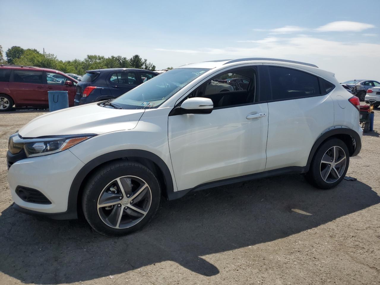 HONDA HR-V EX 2022 white  gas 3CZRU6H50NM763553 photo #1