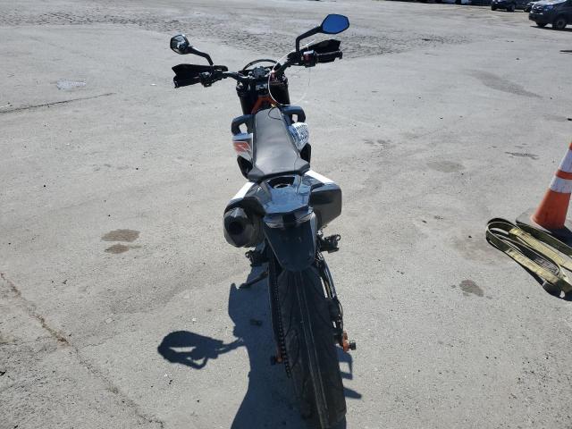 2019 KTM 690 SMC R VBKLSV408KM764204