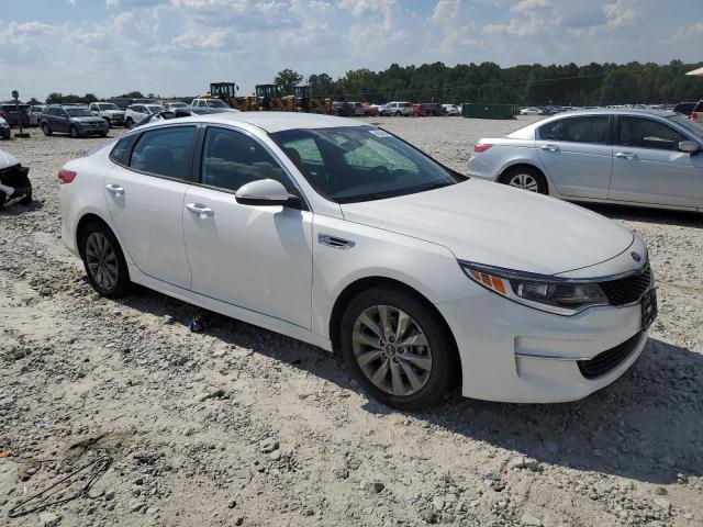 VIN 5XXGT4L33HG170897 2017 KIA Optima, LX no.4