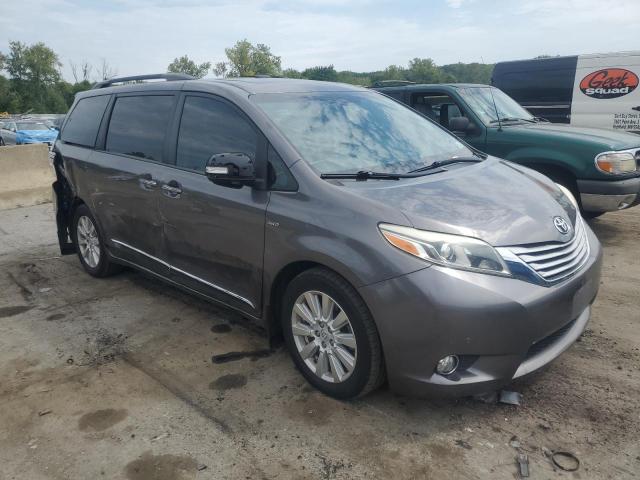 VIN 5TDDZ3DCXHS168220 2017 Toyota Sienna, Xle no.4