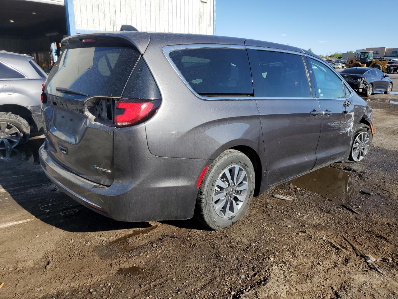 Lot #2808663677 2023 CHRYSLER PACIFICA H