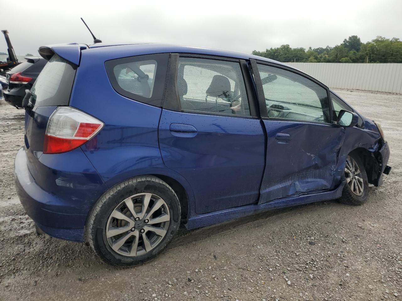 Lot #2888607131 2013 HONDA FIT SPORT